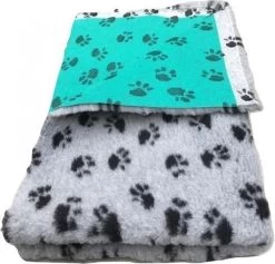 Vet Bed Grijs Met Voetprint Groene Rug 22mm 150x100 Cm -Hondenbenodigdheden 1200x1150 14