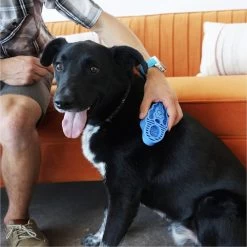 Kong Zoom Groom Hond -Hondenbenodigdheden 1200x1199 2