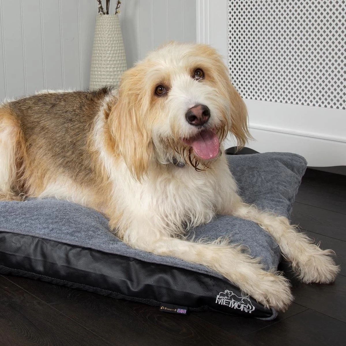 Scruffs Chateau - Hondenbed Orthopedisch Met Memory Foam Voor Extra Steun Voor Rug En Gewrichten - Grijs & Bruin Maat M/L - Kleur: Grijs, Maat: Large 19 Scruffs Chateau - Hondenbed Orthopedisch Met Memory Foam Voor Extra Steun Voor Rug En Gewrichten - Grijs & Bruin Maat M/L - Kleur: Grijs, Maat: Large - Afbeelding 17