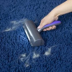 FurDaddy Batterij-aangedreven - Huisdier Haar Verwijderaar Voor Kleding - Herbruikbare Pluizenroller Voor Moeiteloze Verwijdering Van Kattenhaar & Hondenhaar - Zelfreinigende Pluizenborstel Voor Tapijt, Bank, Auto, Bed -Hondenbenodigdheden 1200x1200 226