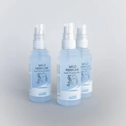 Hondenparfum Spray In 4 Geuren - Greenfields - Alchoholvrije En PH Neutrale Formule Tegen Onaangename Geurtjes - 50ml - Wild 23 Hondenparfum Spray In 4 Geuren - Greenfields - Alchoholvrije En PH Neutrale Formule Tegen Onaangename Geurtjes - 50ml - Wild -Hondenbenodigdheden 1200x1200 551