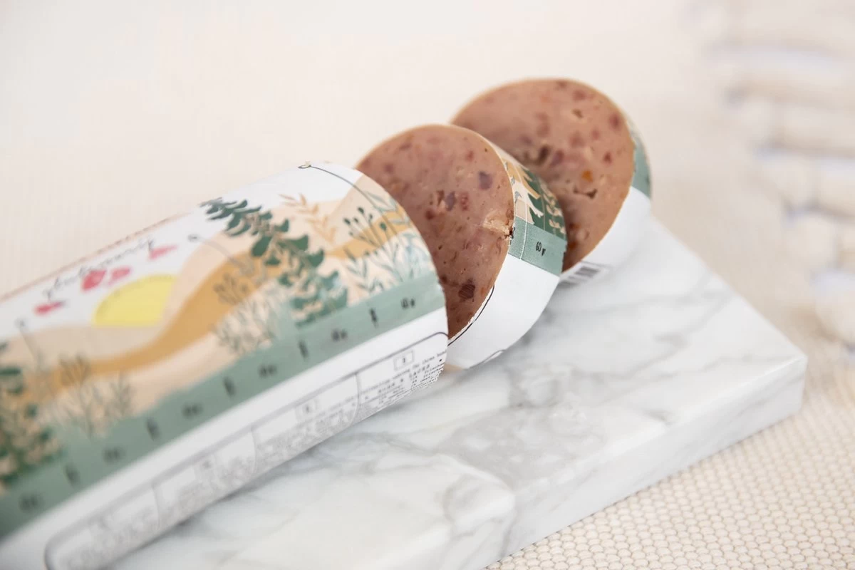 Kivo Petfood Houdbare Worst 12 X 600 Gram Kip & Zalm - Zacht Gestoomd Vlees - Glutenvrij Zonder Andere Fratsen 4 Kivo Petfood Houdbare Worst 12 X 600 Gram Kip & Zalm - Zacht Gestoomd Vlees - Glutenvrij Zonder Andere Fratsen - Afbeelding 2