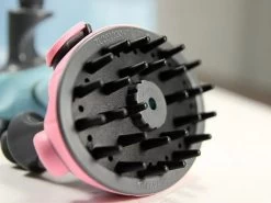 WVspecials Huisdieren Douche - Douche Voor Honden - Honden Douche - Inclusief Slang - Inclusief Drie Kraanadapters - Geschikt Voor Binnen En Buiten - Hondendouche - Hondenbad - Hondenborstel - Hondenkam - Hondenwassen - Hondenzwembad - Tuinslang -Hondenbenodigdheden 1200x900 6