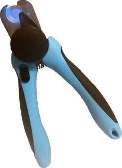 WVspecials® Professionele Dieren Nagelschaar Met Led Licht - Dieren Nagelschaar - Nagelschaar Hond - Honden Nagelknipper - Hondennagels - Honden Knip Schaar - Nageltang - Met LED Licht, Veiligheidsstop En Nagelvijl - Black Friday - Sinterklaas -Hondenbenodigdheden 877x1200 1